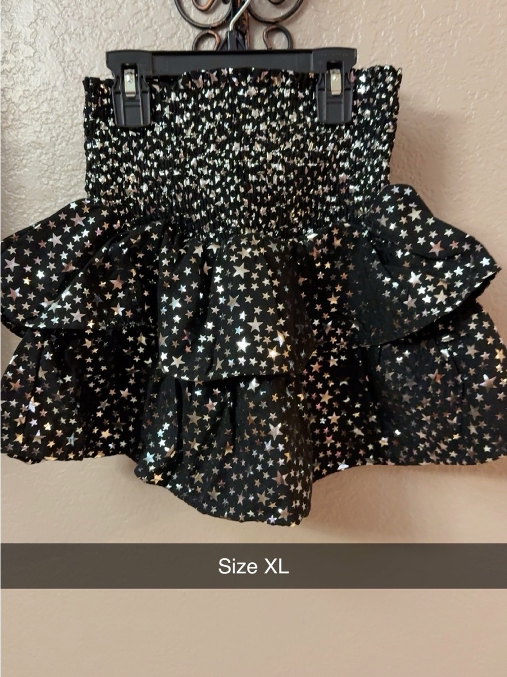QUEEN OF SPARKLES Black Star-Print Tiered Skirt